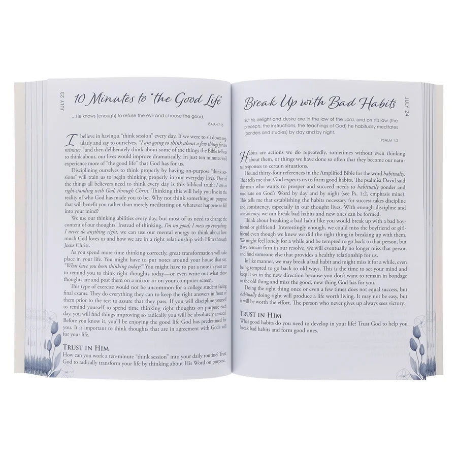 Trusting God Day by Day (Paperback)