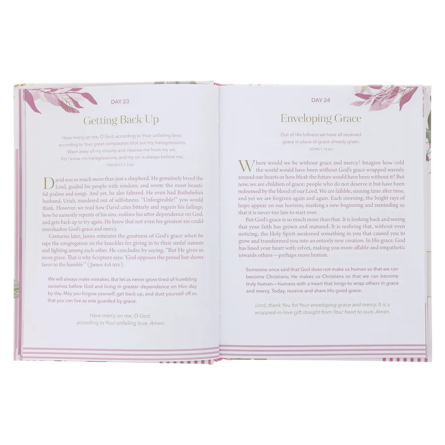 Experiencing God's Blessings: 365 Devotions for Women (Hardcover)